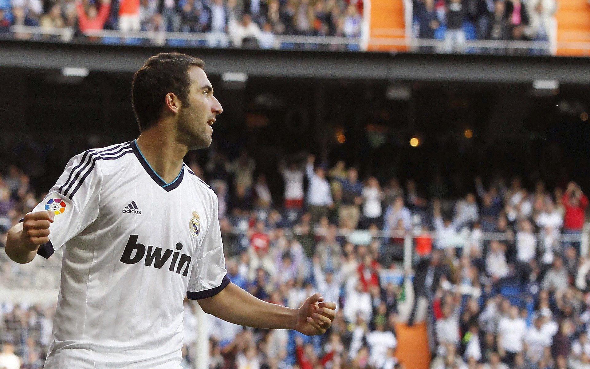 欧冠创新夜：科技助力比赛，嗅觉器、VR等新体验，欧冠新科冠军